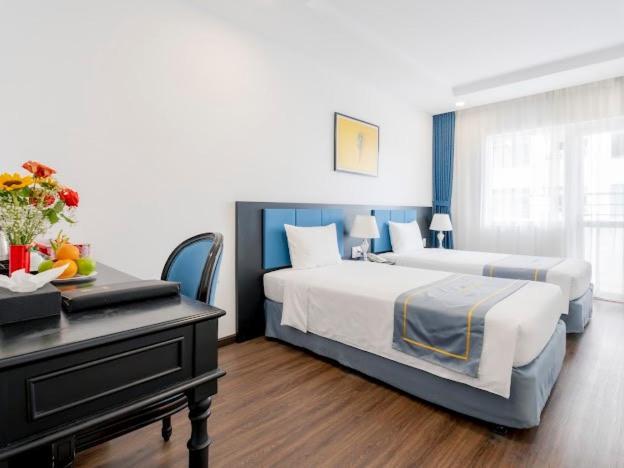 Paralia Hotel Nha Trang Esterno foto