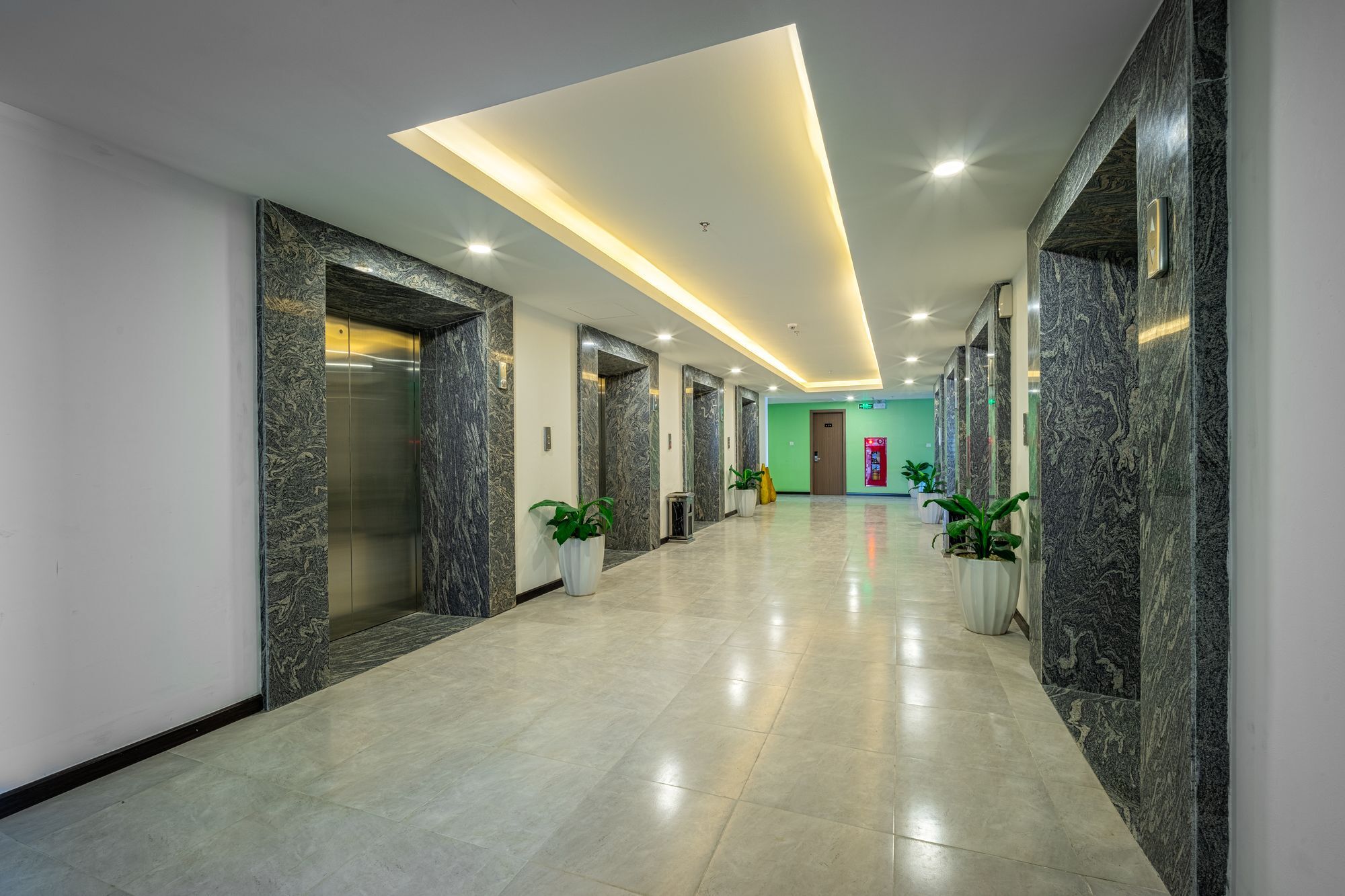 Paralia Hotel Nha Trang Esterno foto